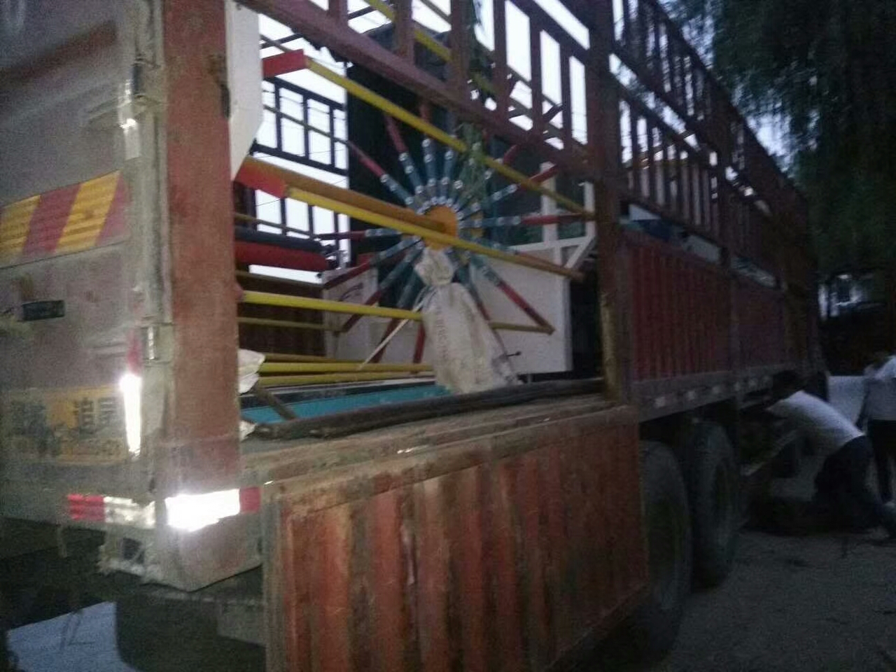 貴州老客戶再次與恒源合作，購買方塊紙機